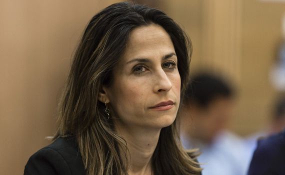 עוד מכה לגנץ: ח"כית נוספת נוטשת את 'כחול לבן'