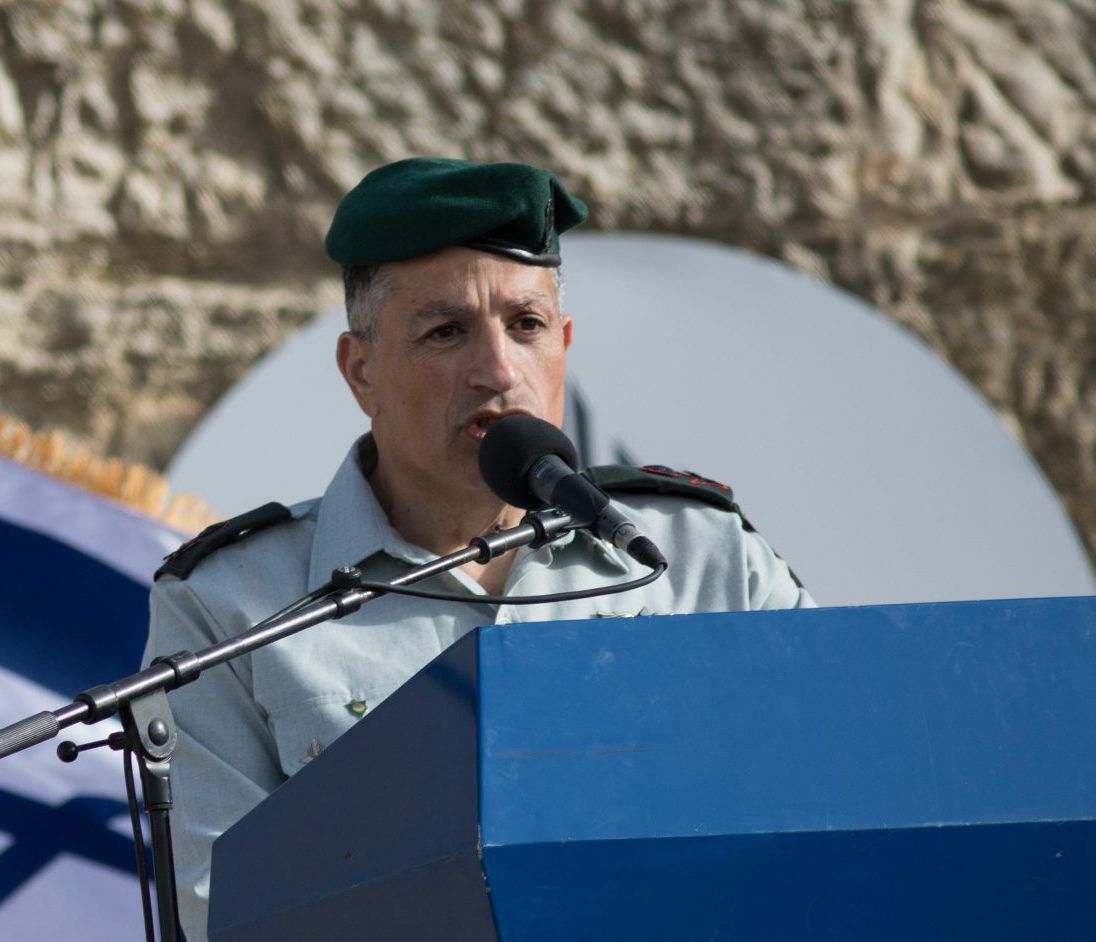 מגע עם סוכן זר ושוחד: אלוף במיל' נחקר בפרשת קטארגייט