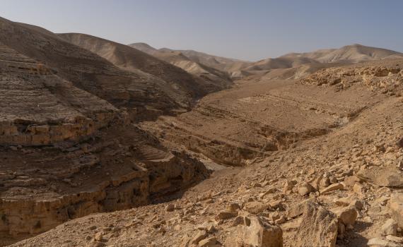 שני צעירים אותרו אחרי שאיבדו את דרכם בנחל אוג