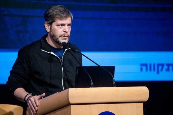 שי גולדן תוקף: זה היה מחריד; לאסור עליהם להתראיין