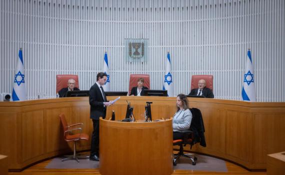 בג"ץ קבע: המדינה מחויבת לשפר את ארוחות מחבלי הנוח'בה