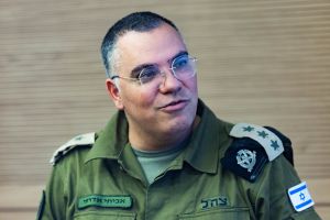 לבנוני שדומה לדובר צה"ל מספר איך חייו הפכו לסיוט