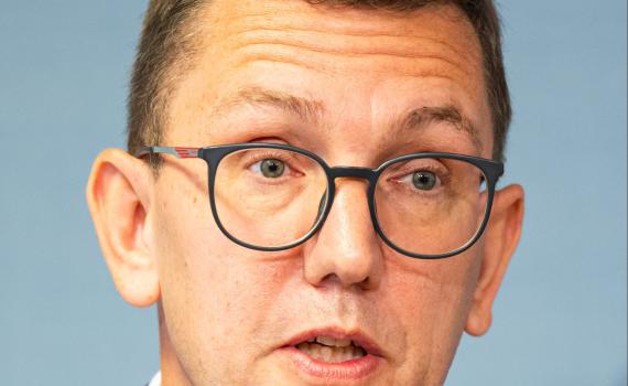 בניגוד למגמה: זו המדינה שהודיעה כי לא תכיר במדינה פלסטינית