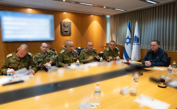 שר הביטחון קובע: אנו בנקודה הכי קרובה להכרעת המלחמה
