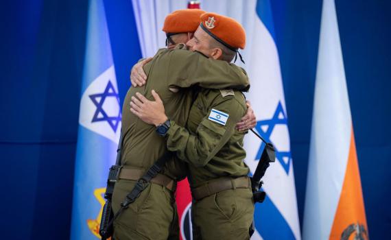 עכשיו זה רשמי: הקצין הסרוג מונה לאלוף