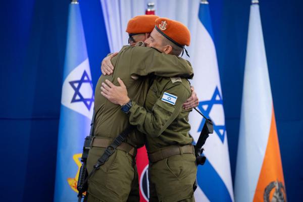 עכשיו זה רשמי: הקצין הסרוג מונה לאלוף