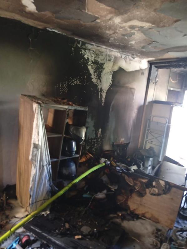 בת ים: אם ובנה חולצו משריפה בביתם, הילד פונה במצב בינוני