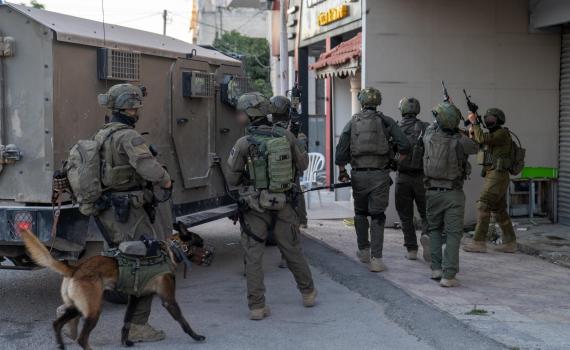 צפו | הפיגוע בגוש עציון: הכוחות מיפו את בתי המחבלים