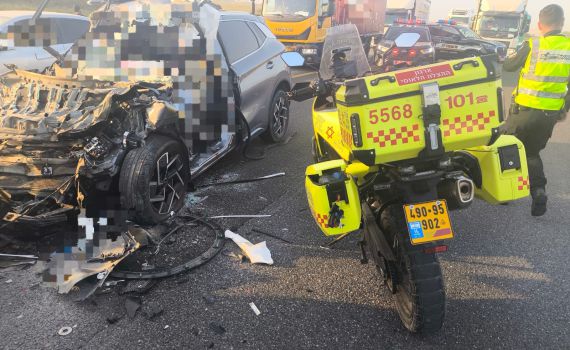 אסון בכביש 6: גבר בן 30 נהרג מפגיעת משאית