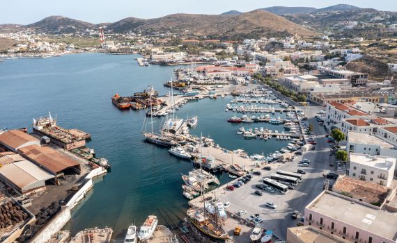 ביוון מגנים את תקיעת הספינה: "נוודא שמקרה כזה לא ישוב"