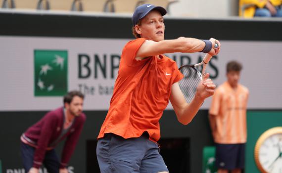 המדורג 1 בעולם פרש מהגמר ויצר זעם בעולם הטניס