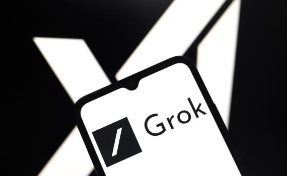 אחרי הפוסטים האנטישמים: מערכת ה-AI של מאסק מתנצלת