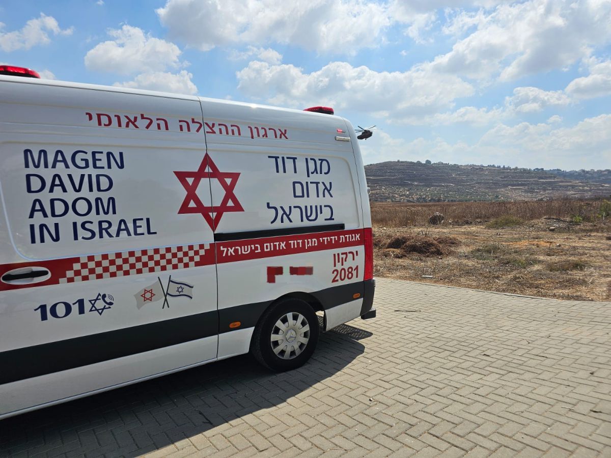 תאונת דרכים: פועל נהרג ביישוב קדומים מפגיעת אוטובוס