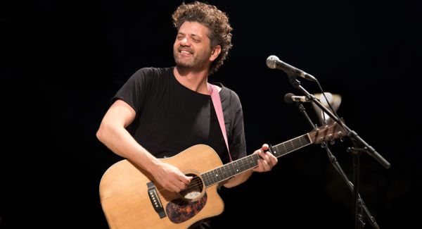 יום הולדת שמח: עשרה דברים שלא ידעתם על הזמר האגדי אמיר דדון