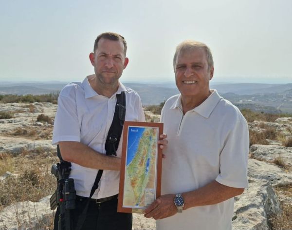 דגן וסוסן מכנסים ראשי רשויות: "ריבונות עכשיו"