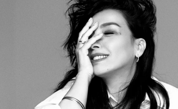 אחרי שכבשה את המסך ב"חוליגנים": דיקלה בצעד חדש