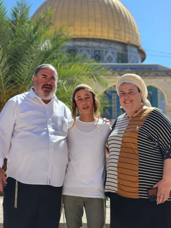 יתום המלחמה הגיע למצוות ועלה להר הבית להגיד קדיש