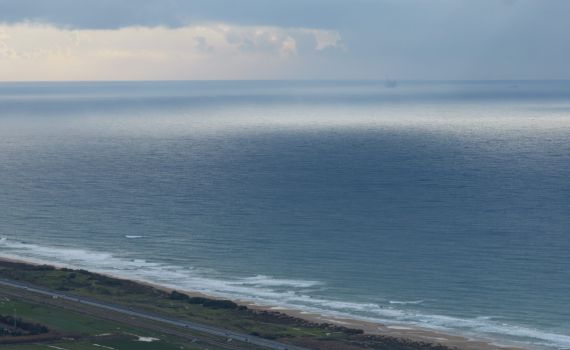משרד הבריאות באזהרה לציבור המתרחצים בים