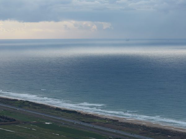 משרד הבריאות באזהרה לציבור המתרחצים בים