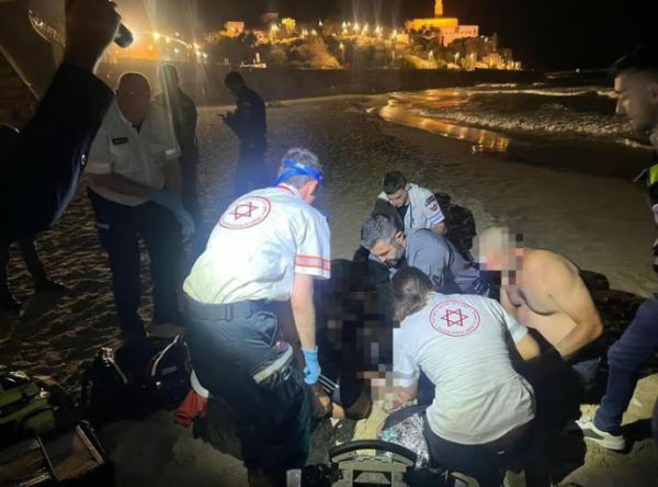 אסון במים: בן 15 טבע למוות בחוף הים ביפו