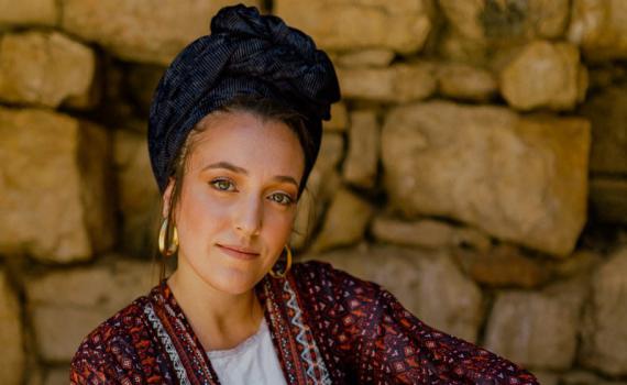 "את לא לבד": התשובה שנולדה מתוך אתגרים ונידוי חברתי