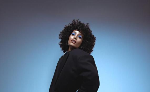 "אין לי חגים אין שבתות": ליהי טולדנו כואבת בשיר חדש