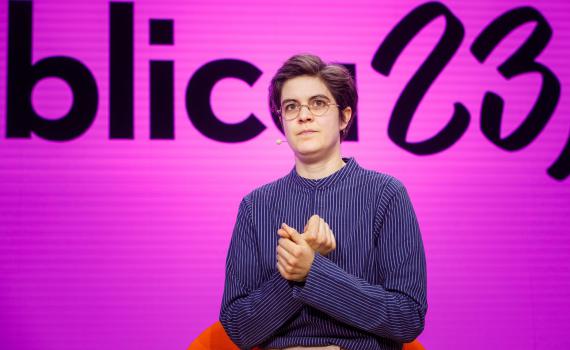 יורשת ההון הנאצי יוצאת למשט לעזה: "אני נגד אפרטהייד"