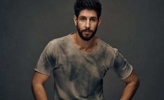 עידן עמדי מכריז על מופע בפארק הירקון. צפו