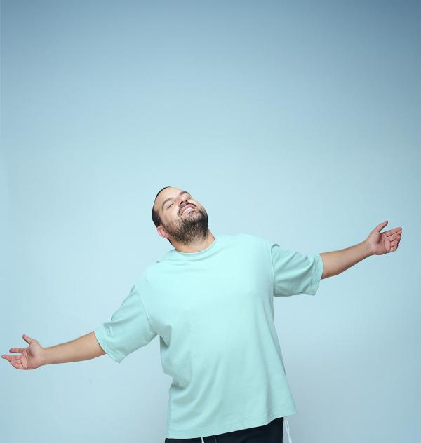 "אבא תודה": עקיבא מוציא שיר חדש שיצר עם בני משפחתו