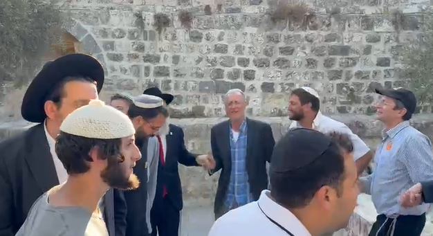 הרב ליאו די: זו הסיבה שהתפללתי הבוקר בהר הבית