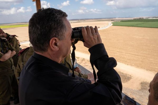 שר הביטחון כץ: צה"ל יישאר בפסגת החרמון הסורי