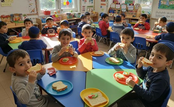 45 ש"ח לשעה בעבודה גמישה בגנים: הצטרפי ל'המסייעת'