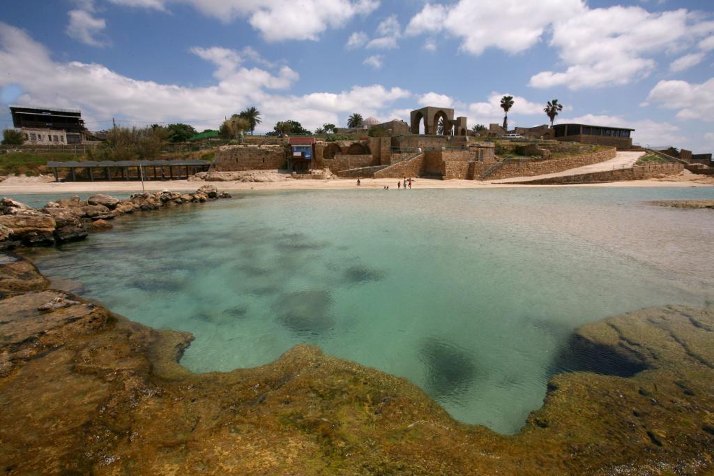 דווקא בחופשה: איסור כניסה לחופי הים בצפון