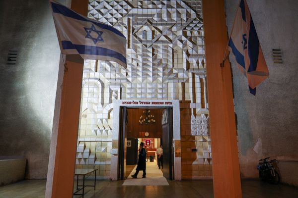 הכנסת תדון בדרישת עיריית ת"א: בתי הכנסת יחתמו על תנאי שוויון