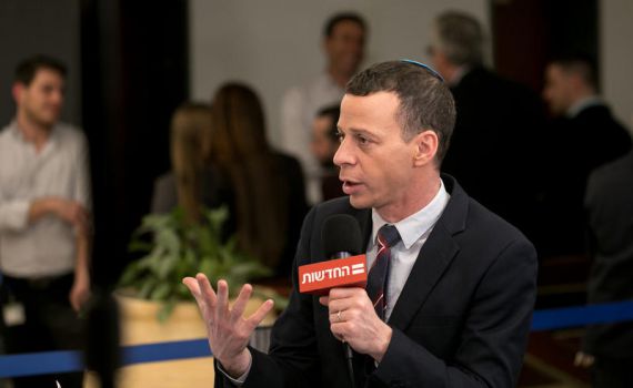 עמית סגל ראיין את העיתונאי הוותיק: "כנראה הראיון האחרון"