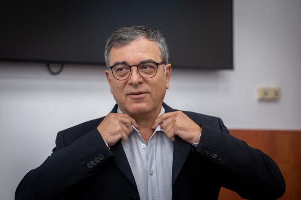 שלמה פילבר עוקץ: "לך תסמוך עליהם"