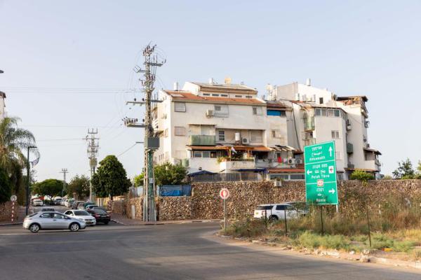 פאניקה באיזור המרכז: "פוחדים לצאת מהבית"