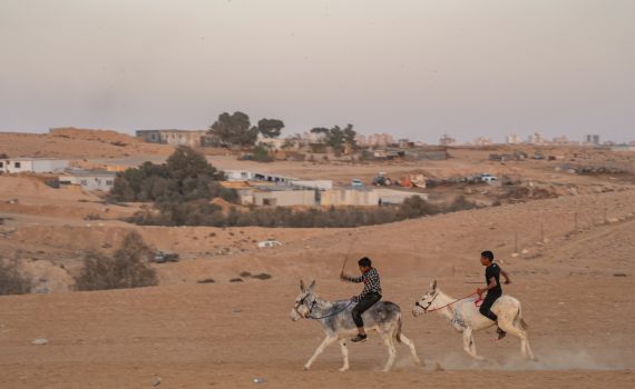 צעיר בדואי נאשם בהסתה לטרור והזדהות עם חמאס