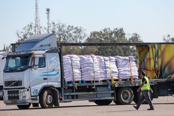 בדיקת המתפ"ש: אלפי משאיות סיוע לא נספרו בדיווחי האו"ם