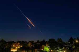 המתקשרת טוענת: זה התאריך המדויק בו ארה״ב תתקוף באיראן