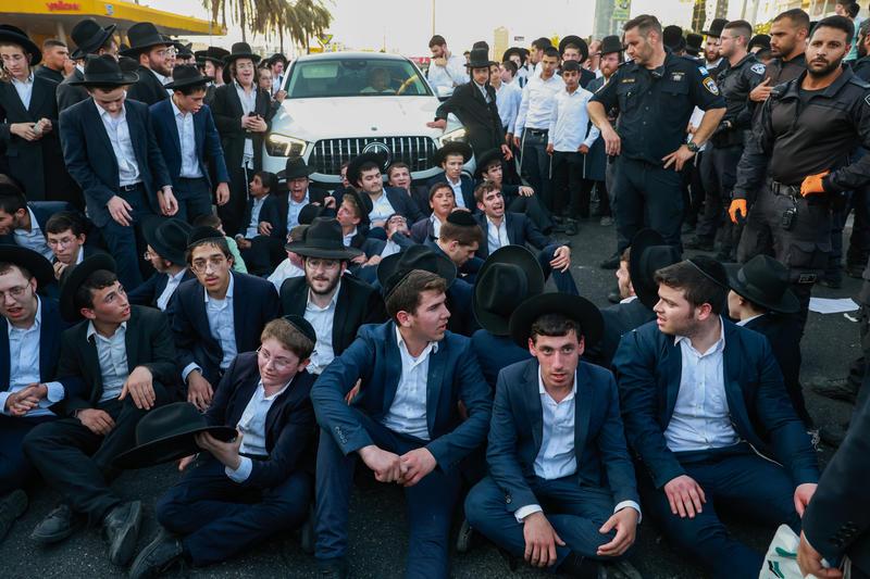 מכתב פתוח אל אחיי החרדים