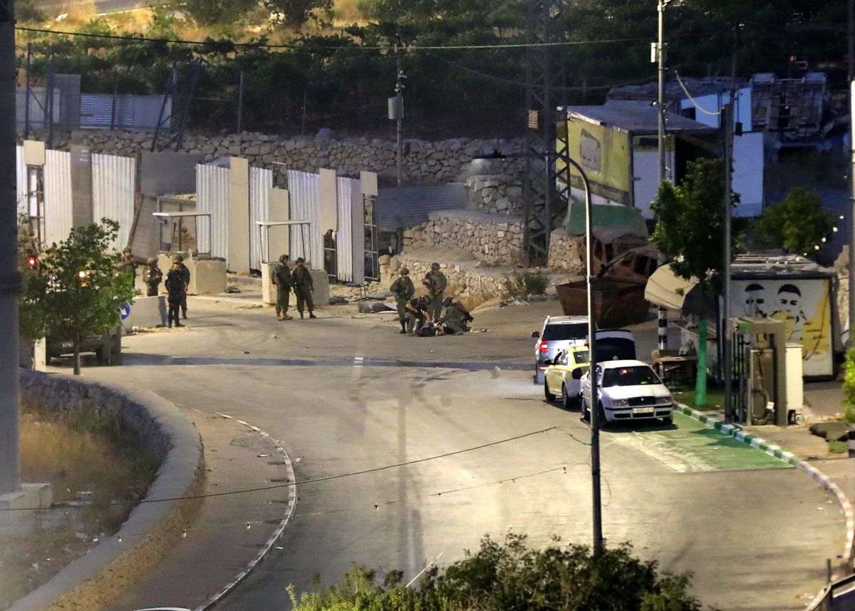 סוכל ניסיון פיגוע בחברון: מחבל שלף אקדח לעבר חיילים