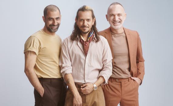 לא בצחוק: כיכר תקרא על שם שלישיית "מה קשור"