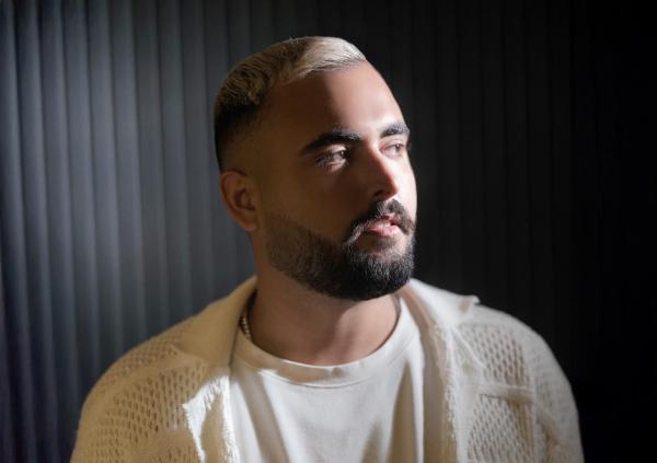 אחרי הדיווחים על הסטטוס הזוגי: אושר כהן משחרר אלבום חדש