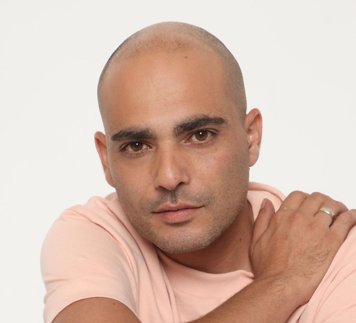 שיר לוי חוזר אחרי שמונה שנים עם אלבום אישי: "ילד מוזר"