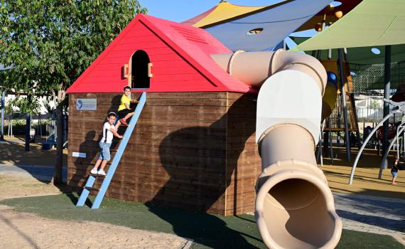 מרגש: מיגונית בשדרות הוסבה למתקן שעשועים | צפו