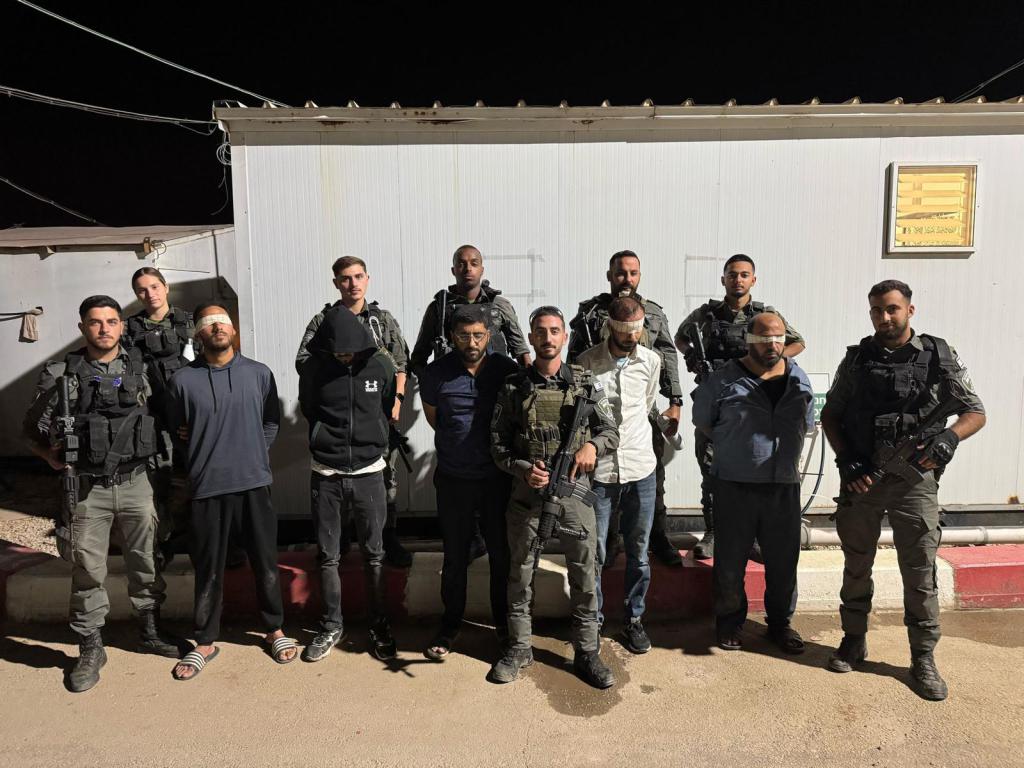 תהלוכת ההסתה בדומא: 5 מבוקשים נעצרו לאחר שהניפו דגלי חמאס