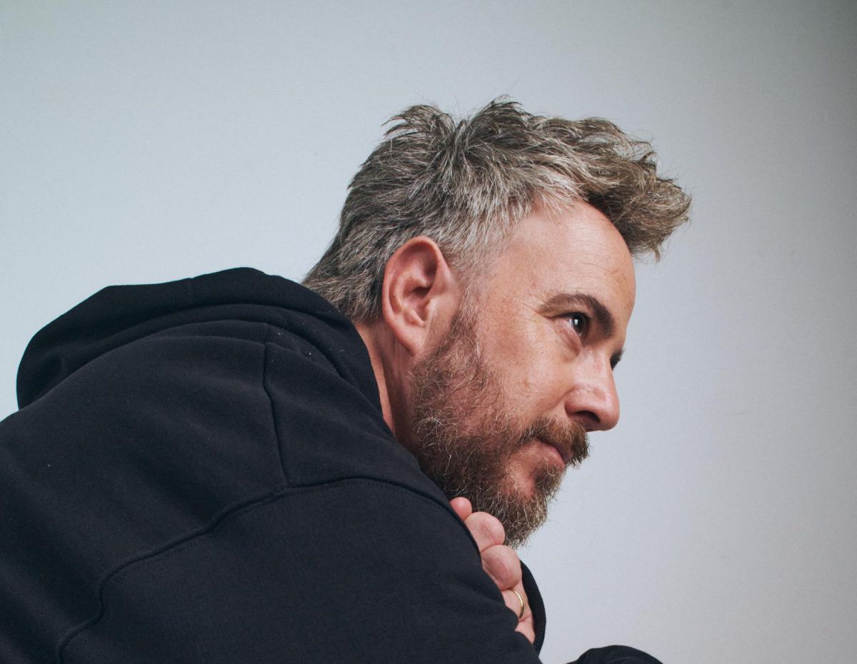 איך זה להוציא שיר עם אבא ובן מפורסמים? יושי בסינגל חדש