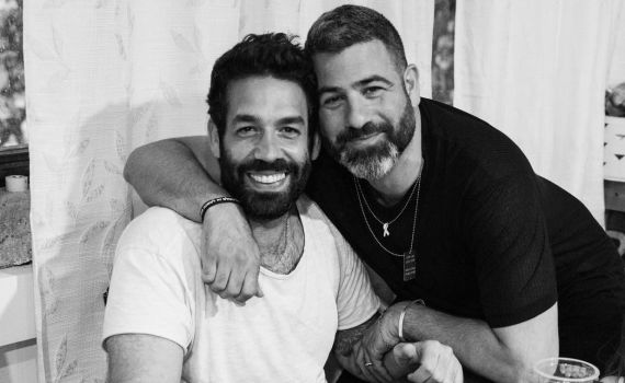 איזה מזל לכולנו: רביד פלוטניק והתקווה 6 בשיר חדש ומרגש