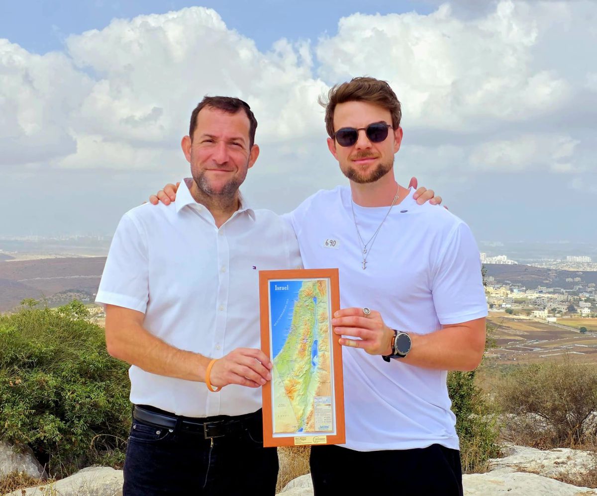 הכוכב ההוליוודי “אני מאמין בריבונות העם היהודי בארץ"